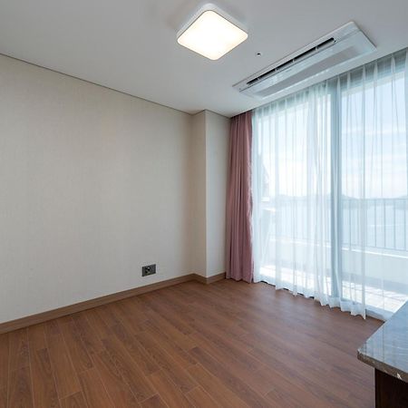 Stanford Hotel&Resort Tongyeong Bilik gambar